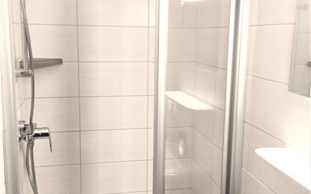 TA-Dusche/WC Dollinger