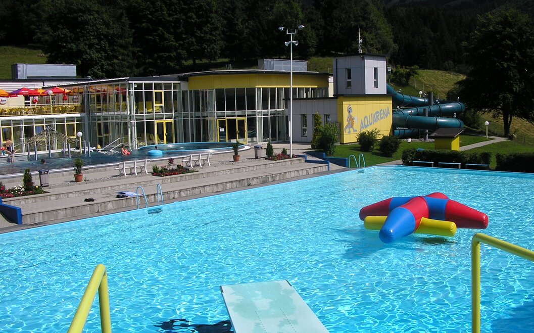 Koetschach-Aquarena-Nassfeld-Freibad-leer Koetschach-Aquarena-Nassfeld-Freibad-leer