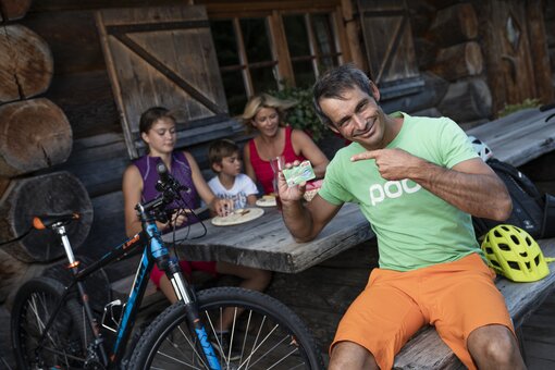 +Card HOLIDAY (c)nassfeld.at_tinefoto.com | © MartinSteinthaler +Card HOLIDAY (c)nassfeld.at_tinefoto.com | © MartinSteinthaler