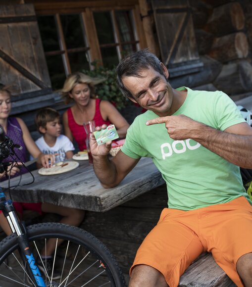 +Card HOLIDAY (c)nassfeld.at_tinefoto.com | © MartinSteinthaler +Card HOLIDAY (c)nassfeld.at_tinefoto.com | © MartinSteinthaler