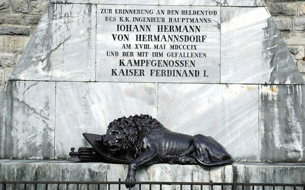 Löwendenkmal am Predilpass Löwendenkmal am Predilpass